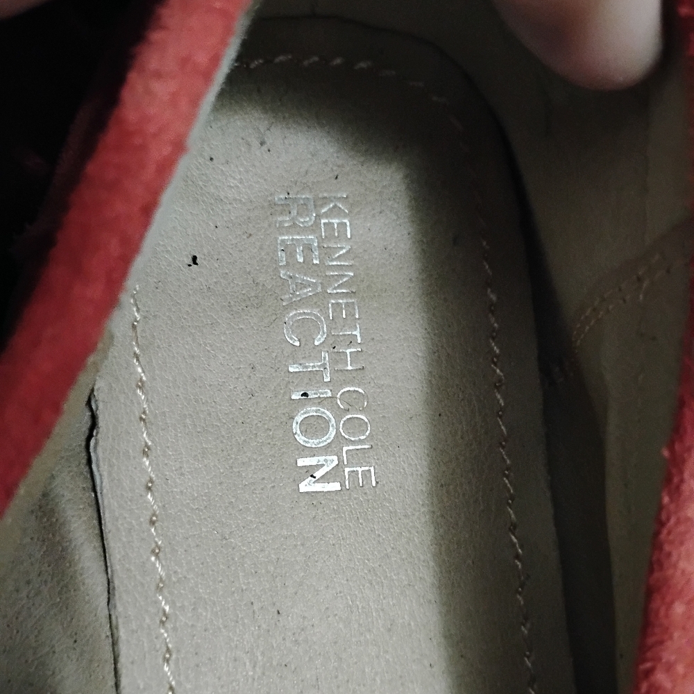 Kenneth Cole Reaction Red Suade Slip-on Shoes. Size 9.5 Women's.